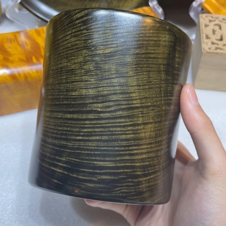 楠木笔筒581545554545485454554554