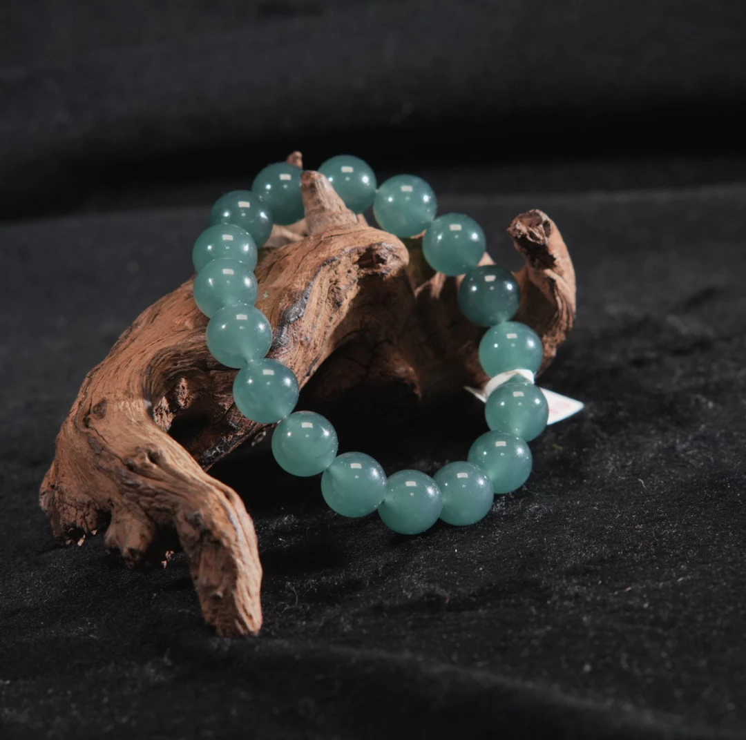 天然a货翡翠卡12.3mm冰兰晴绿手串