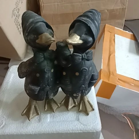 陶瓷瑕疵。。。。。。。。。。。。。。