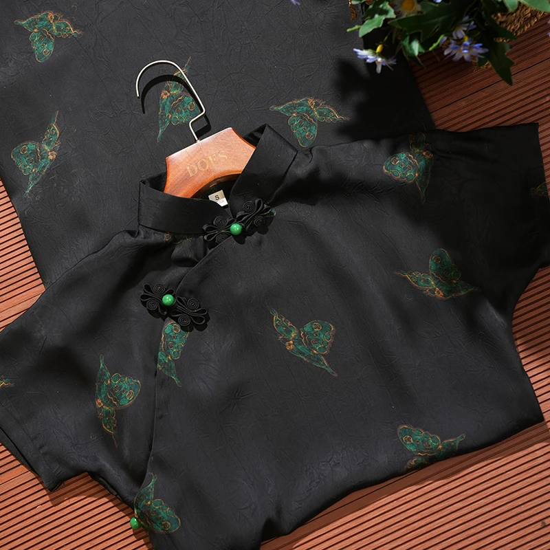 花满絮古法黑色旗袍女新中式全开襟平裁蝴蝶2025新款日常可穿素雅