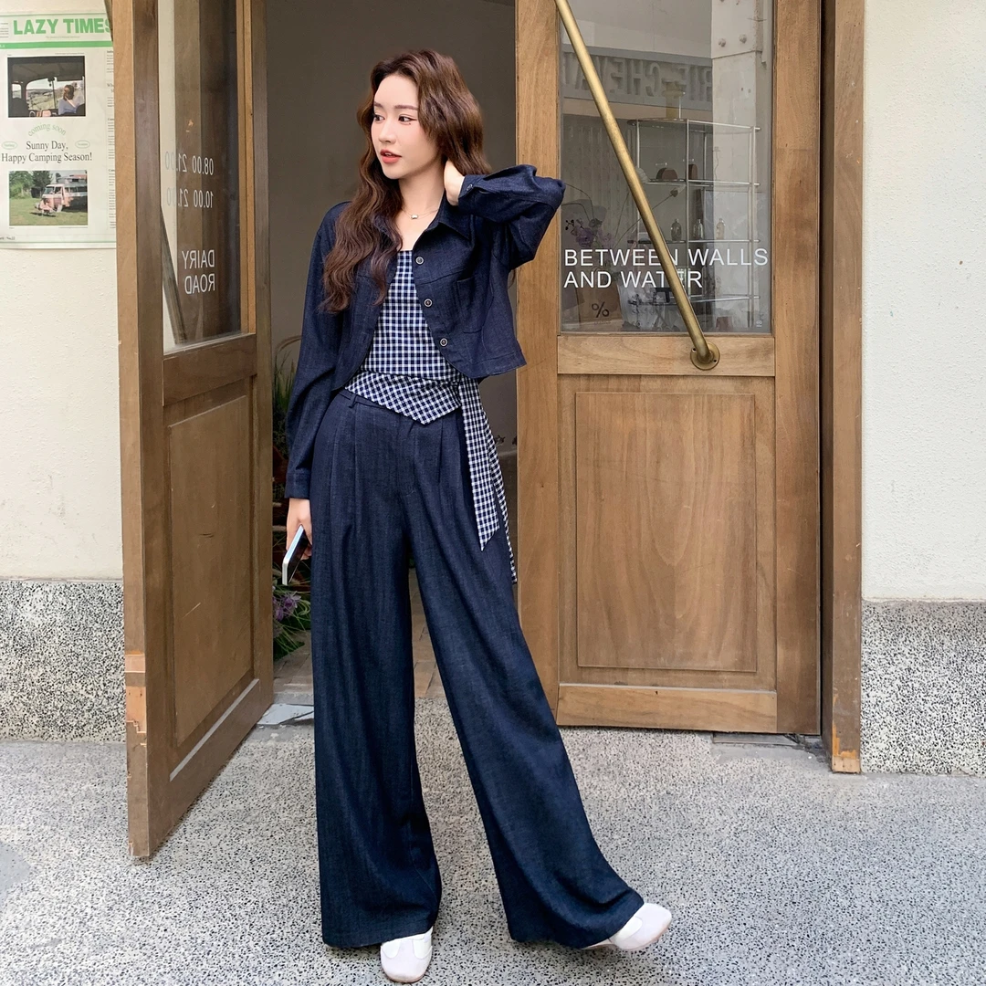 韩系复古时尚牛仔套装女2025春秋格子吊带短外套阔腿裤通勤三件套