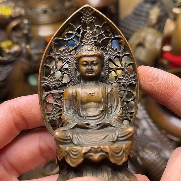 精美铜器批发档口