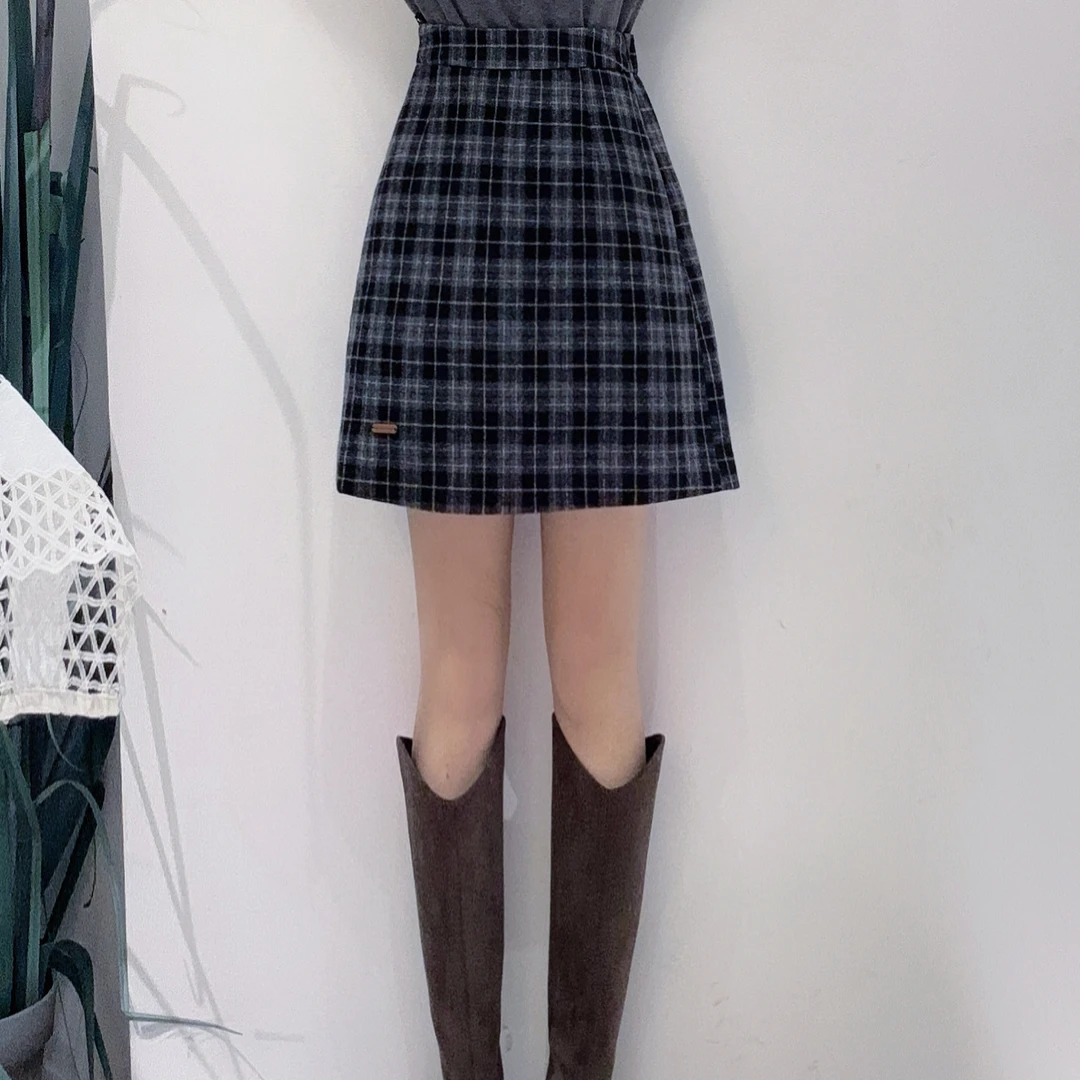 ED42572577B复古风冬季新款格子百搭小个子防走光显瘦A字包臀半裙