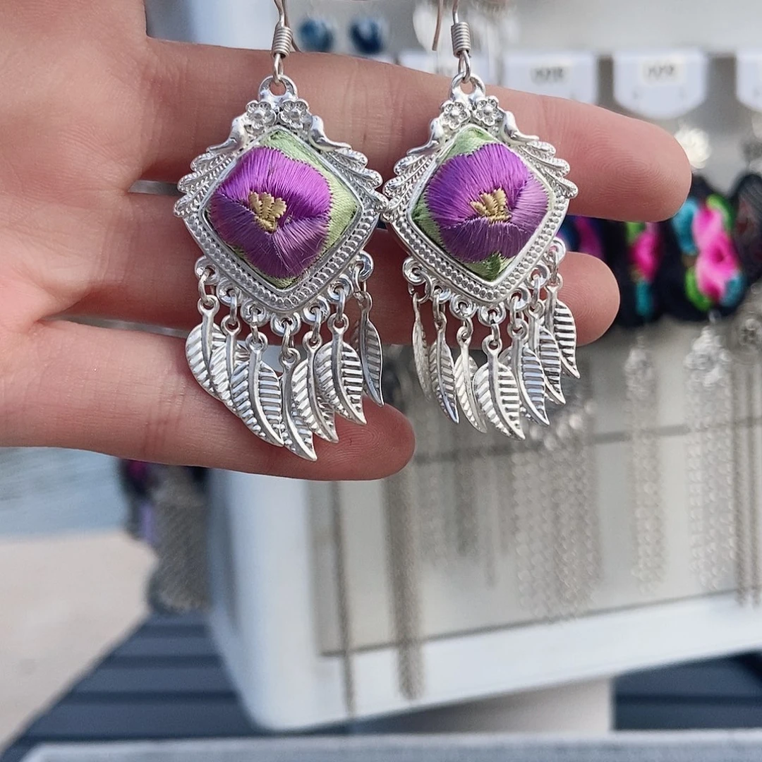 手串/手链核桃苗绣耳环