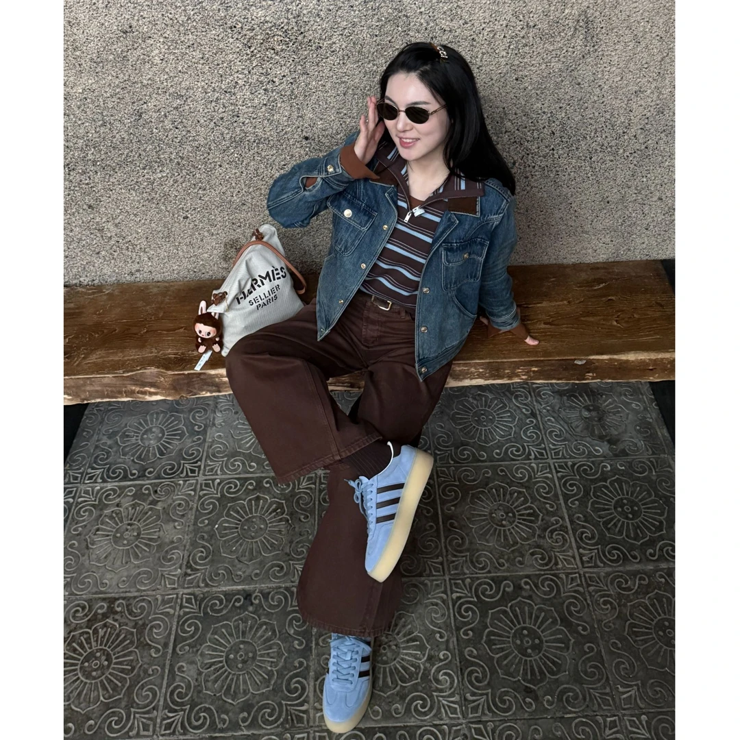 PM王囡囡 蓝色拼色翻领多口袋美式设计感牛仔外套 ND1C1672