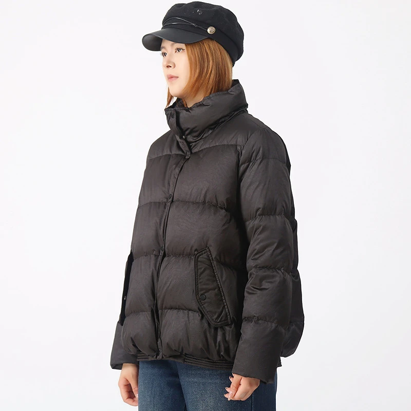 布景冬季新品白鸭绒羽绒服女短款外套BW54RR1568