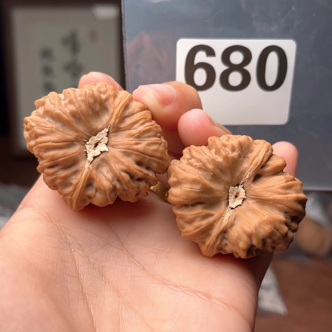 文玩核桃吊坠凹底36