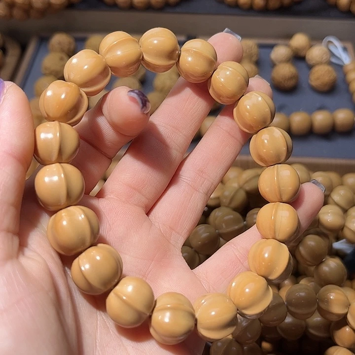 猴头核桃吊坠13龙岩料鲨鱼背全品无瑕无药