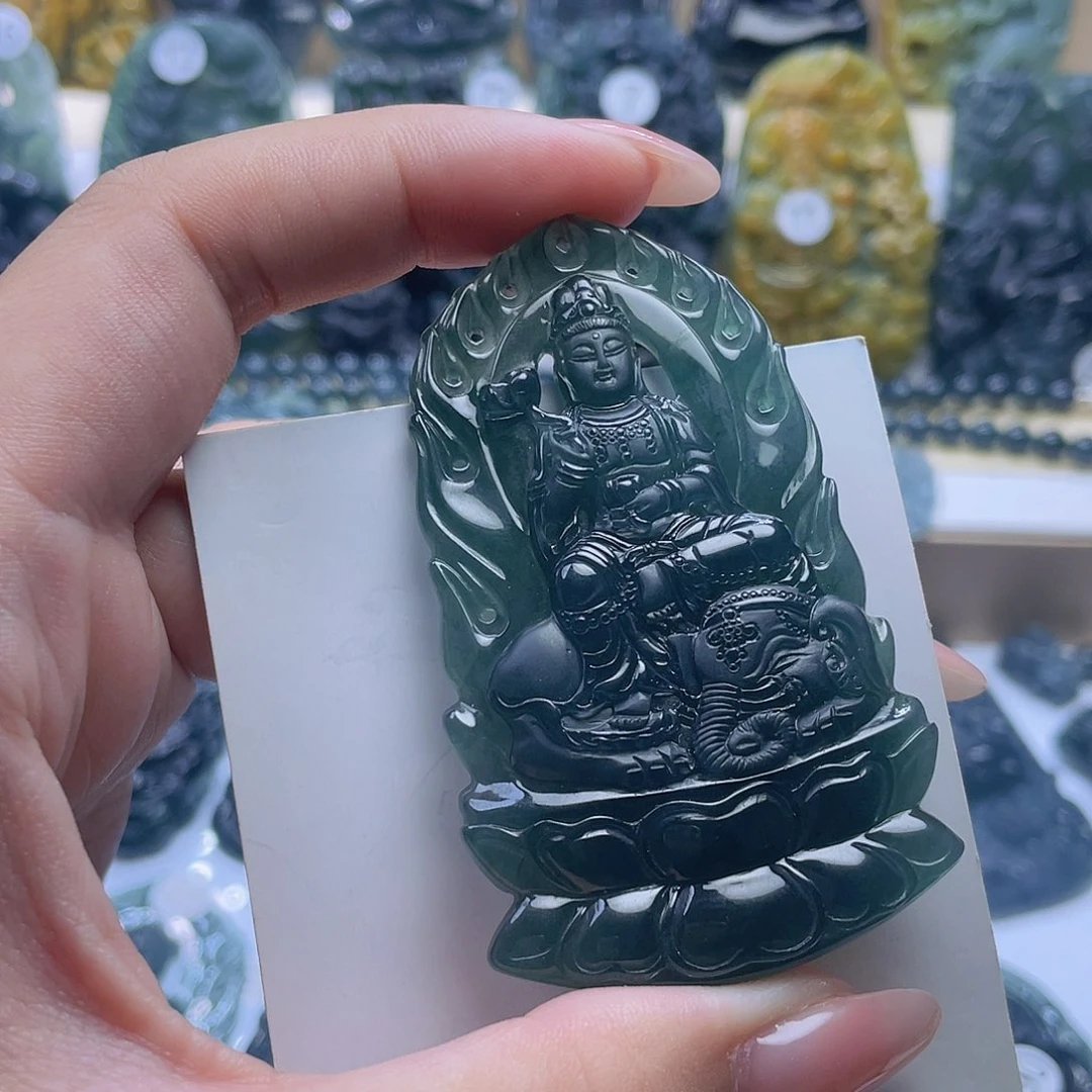 z***颈饰未镶嵌翡翠翡翠未镶嵌