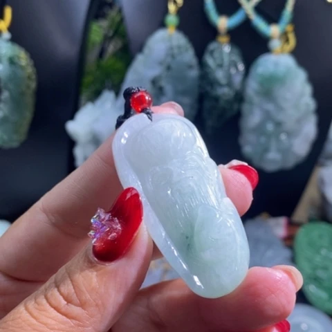 【闪购商品】颈饰未镶嵌翡翠寿星