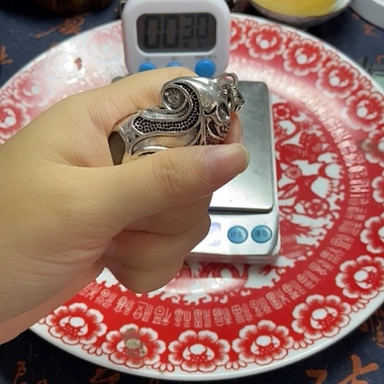 龍***兒瓷片老乡收藏级别的物件