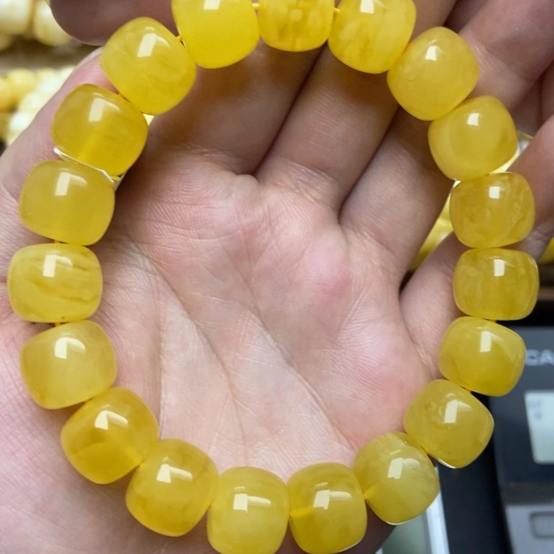 蜜蜡未镶嵌珠宝奇石225