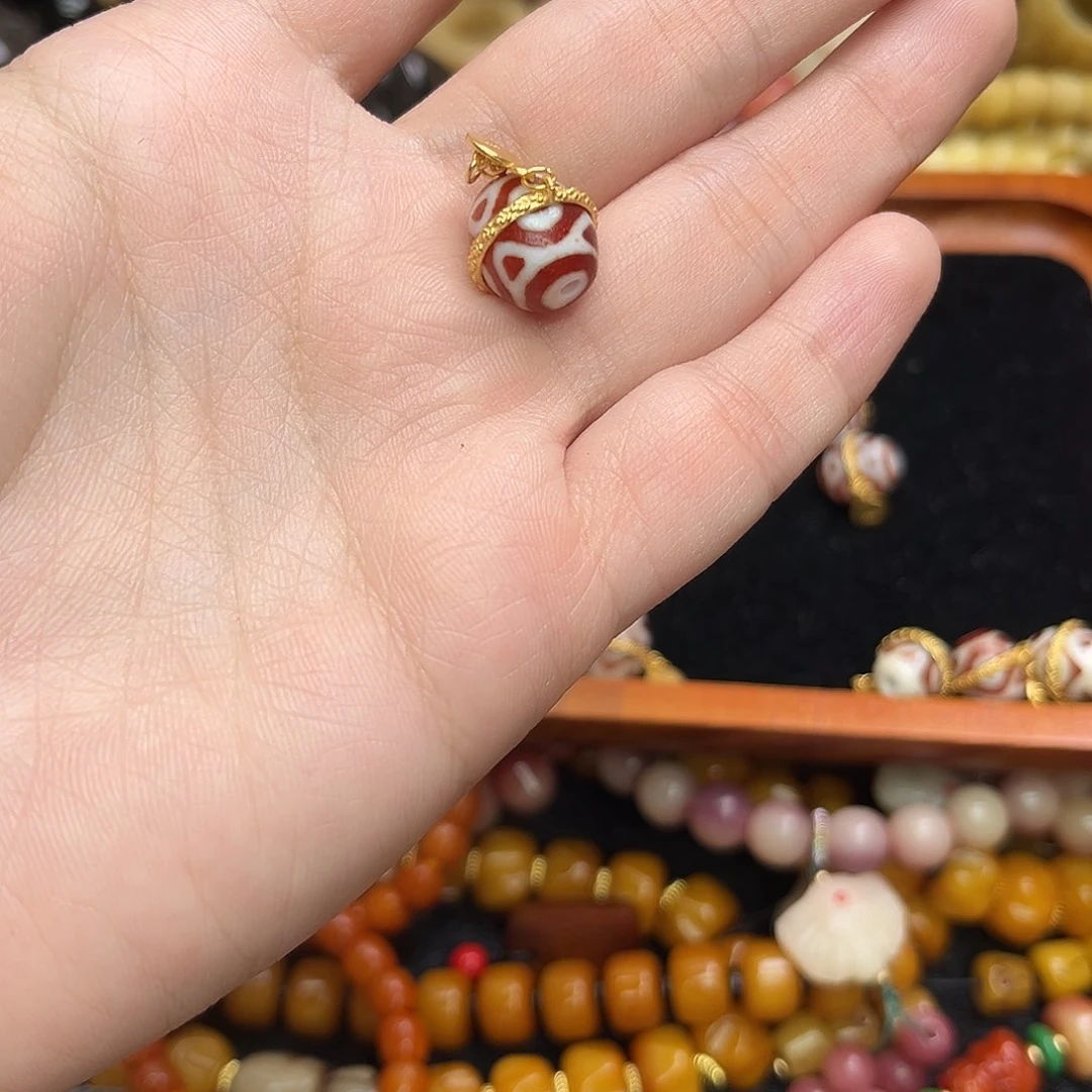 无非金属Y****⁸特色手工艺单圈单珠