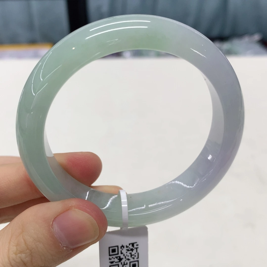 未镶嵌手镯翡翠手镯