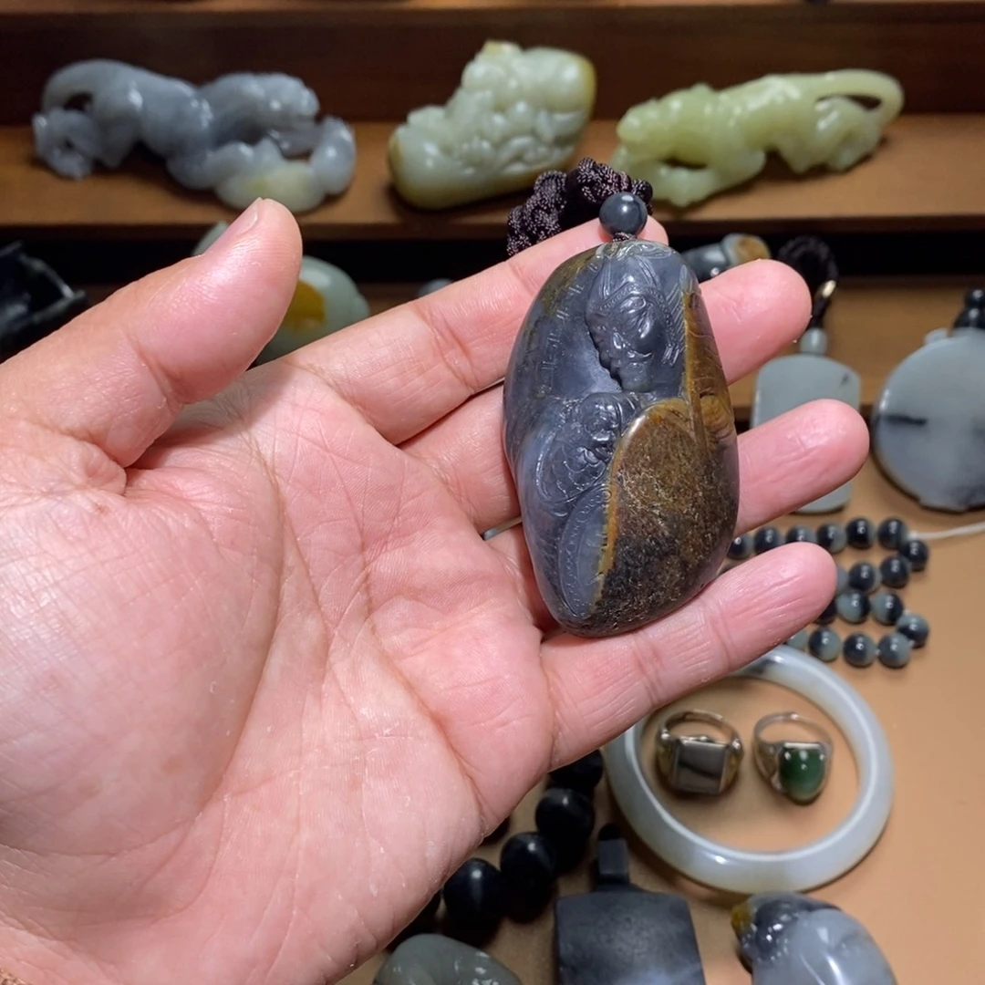 未镶嵌和田玉把件