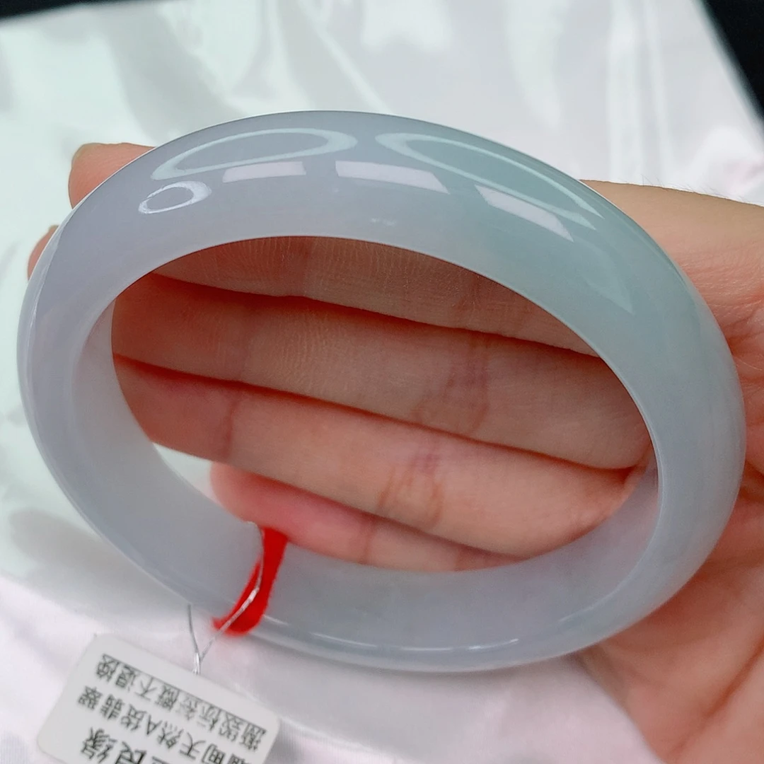 未镶嵌手镯翡翠58.6正圈，冰胶淡蓝粉