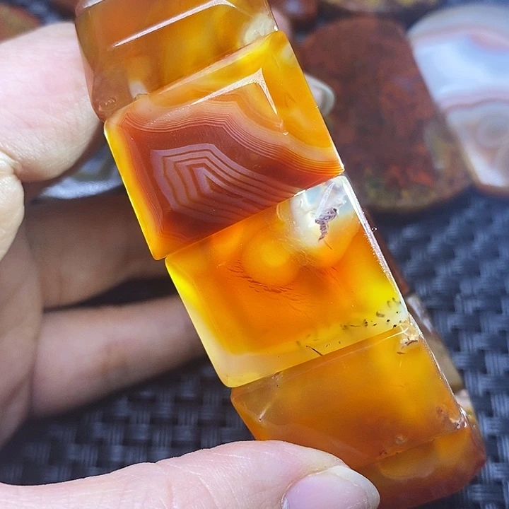 玛瑙/玉髓未镶嵌颈饰