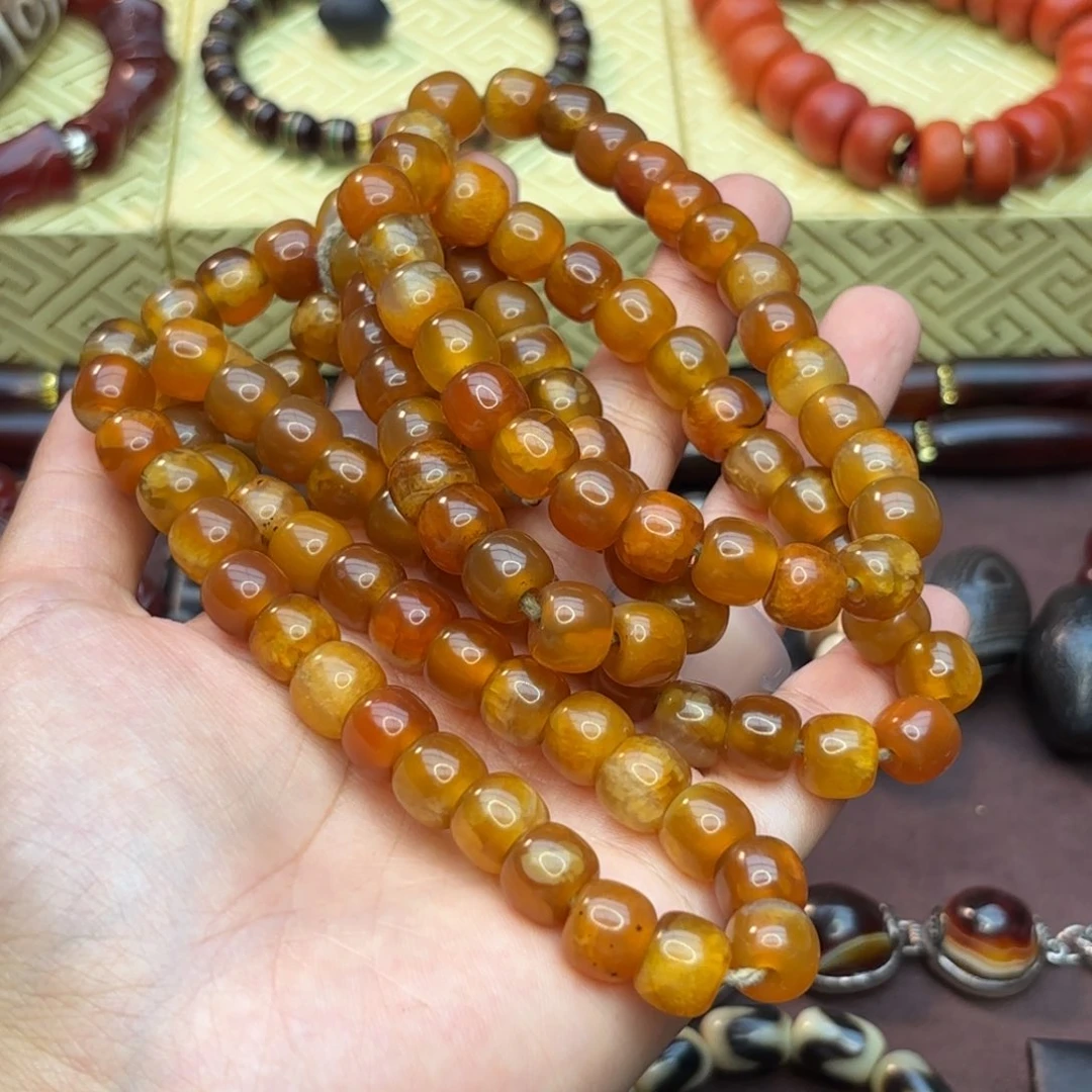 玛瑙/玉髓手串未镶嵌