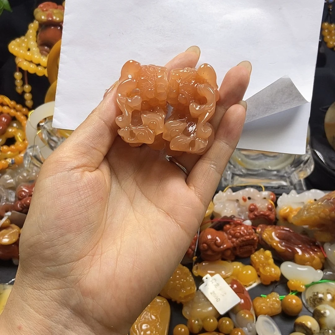 石英质玉（黄龙玉）未镶嵌颈饰乐*淘米儿