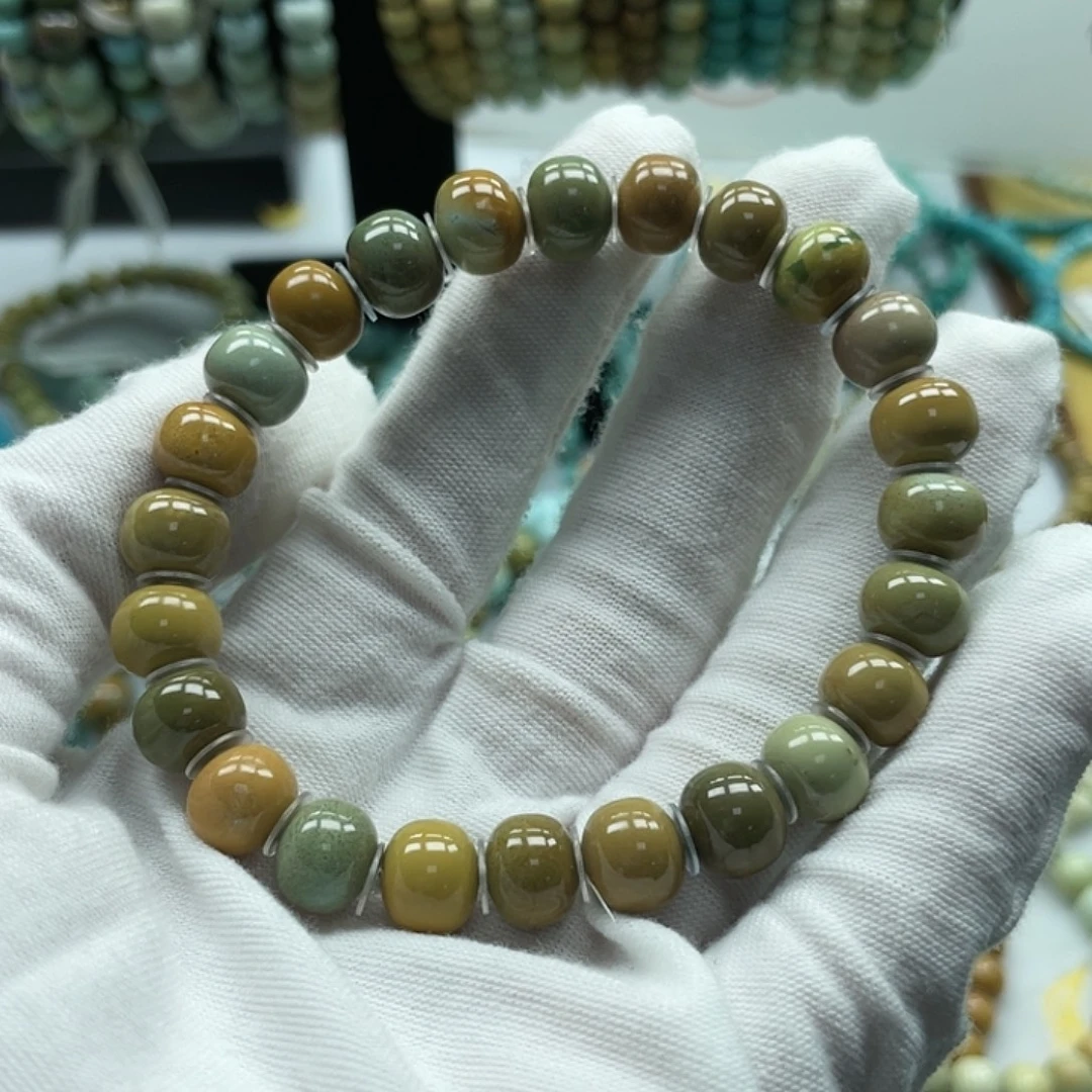 乔***袋绿松石未镶嵌珠宝奇石