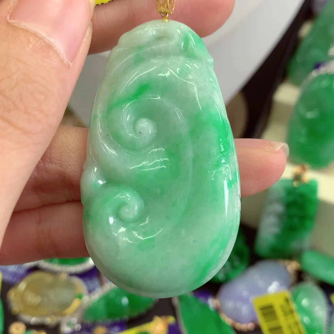 吊坠(不含链)18K金镶嵌翡翠