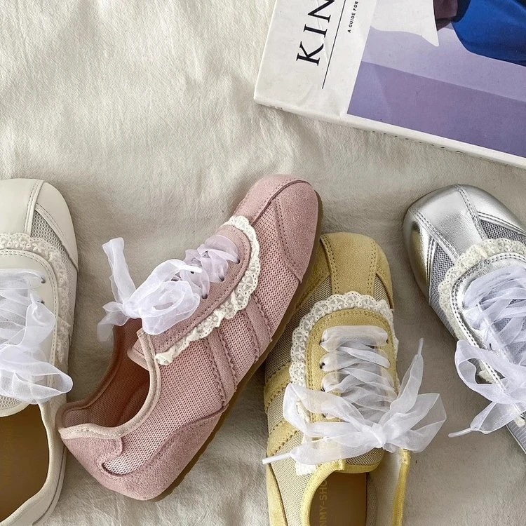 网面舒适透气平底休闲鞋2025春夏新款芭蕾风甜美小众阿甘运动鞋女