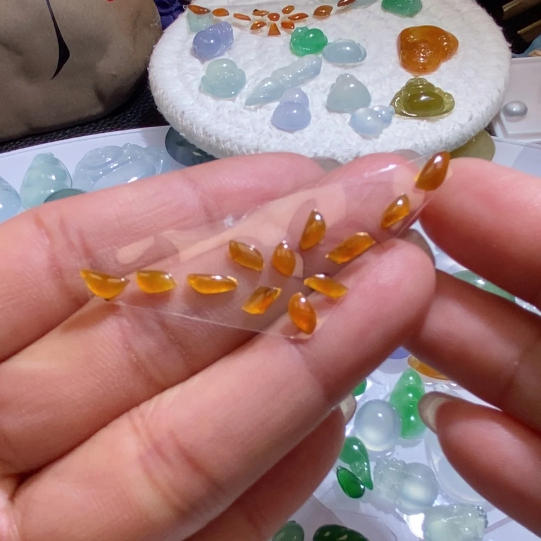 未镶嵌定制翡翠翡翠