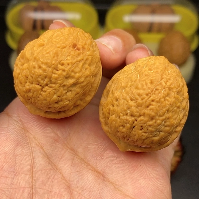 【闪购商品】文玩核桃把件38尺鱼子元宝