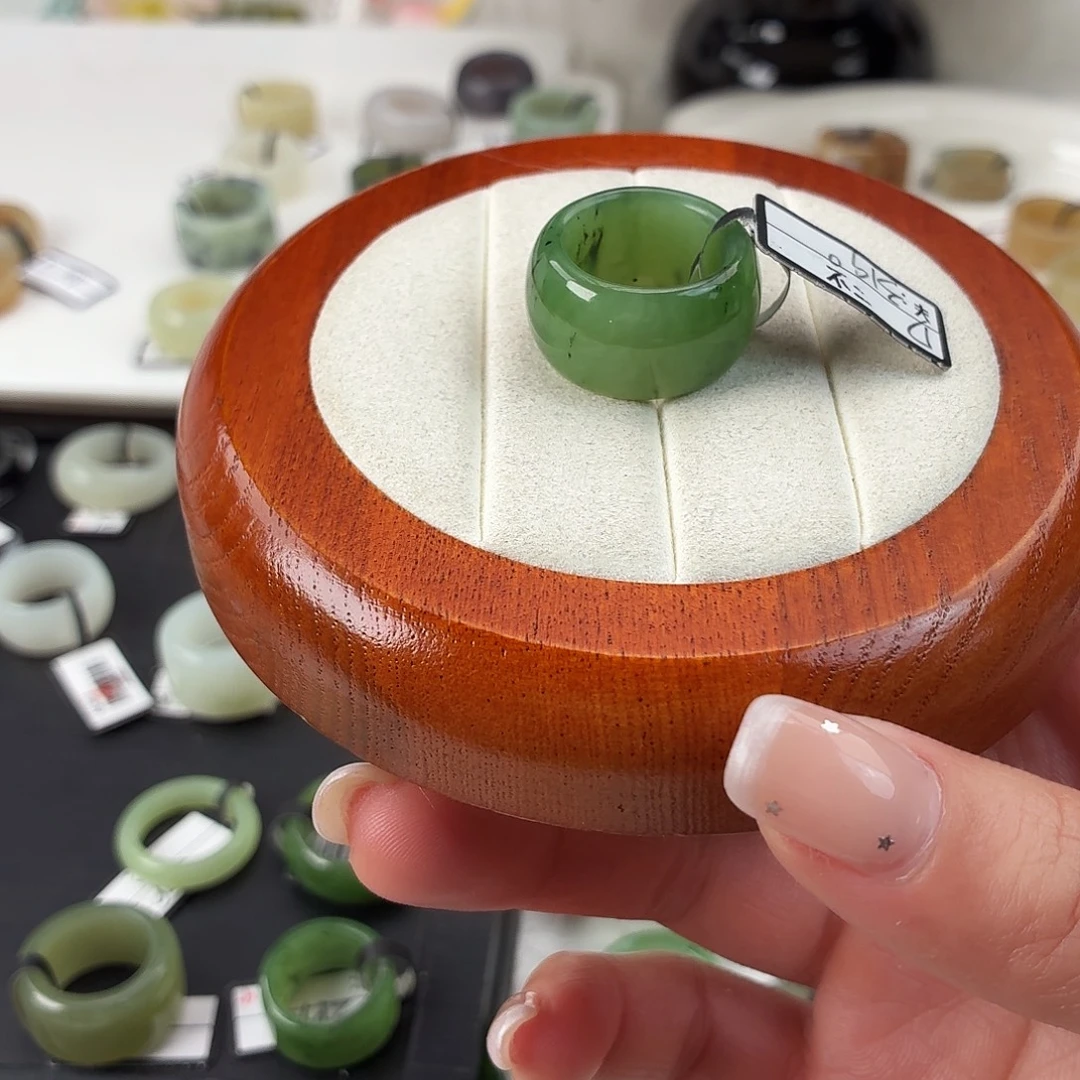 和田玉未镶嵌戒指Q218碧玉墩墩内径16.6港码13