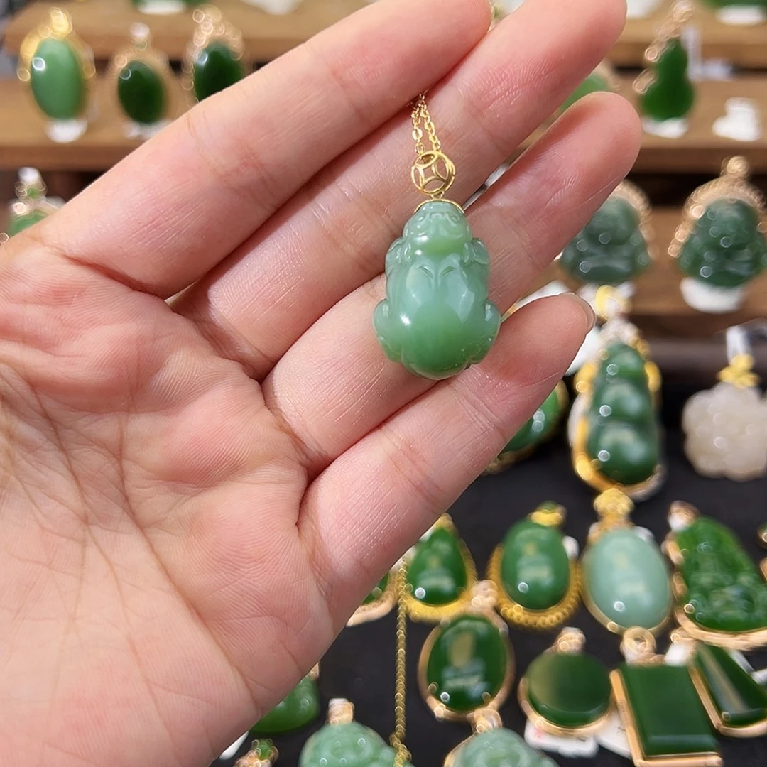 和田玉18K金镶嵌吊坠(不含链)