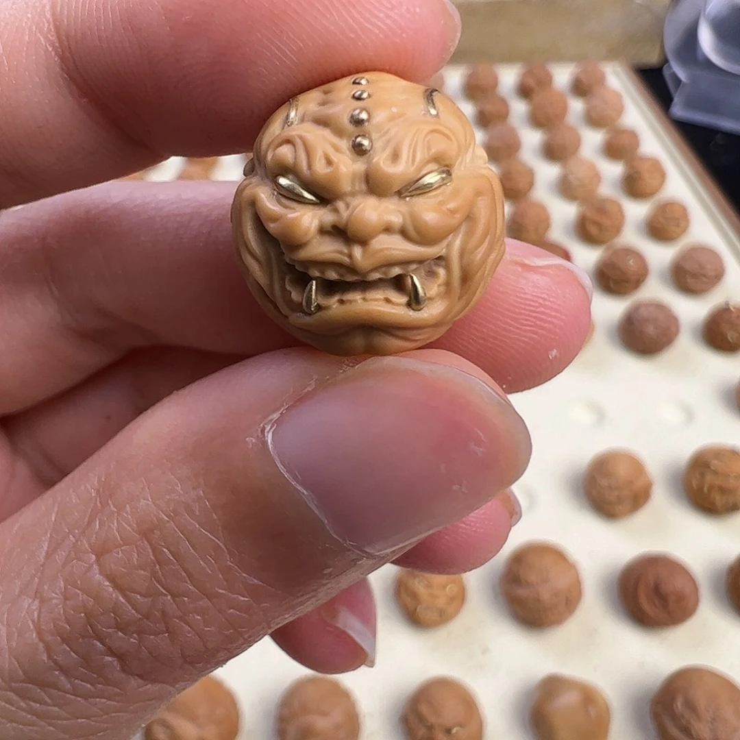 我***.猴头核桃吊坠18尺寸