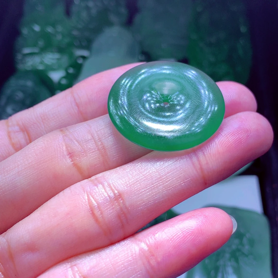 娟***未镶嵌定制翡翠天然缅料a货挂件1111