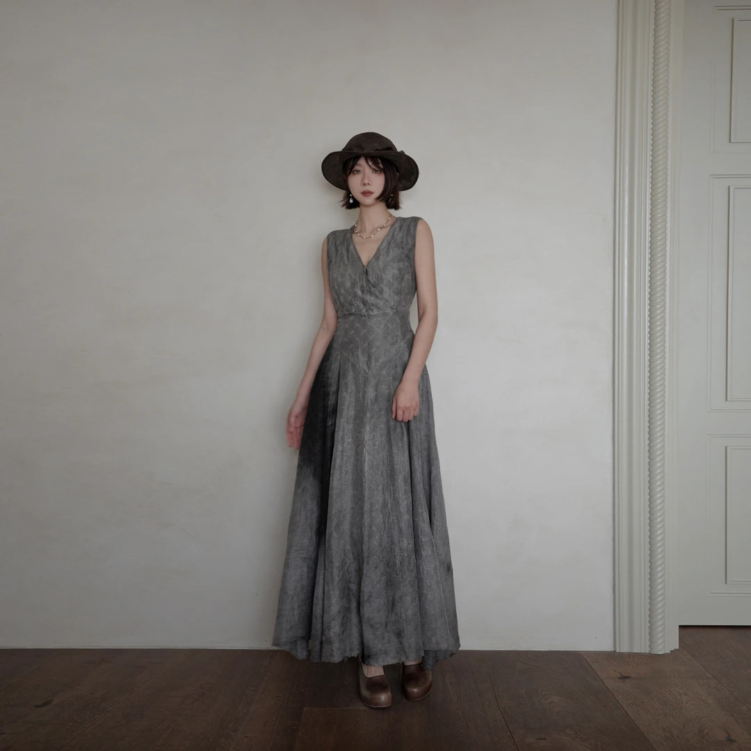 弥挲GT162571草木染原创设计冬青染长款禅意复古无袖连衣裙汉元素