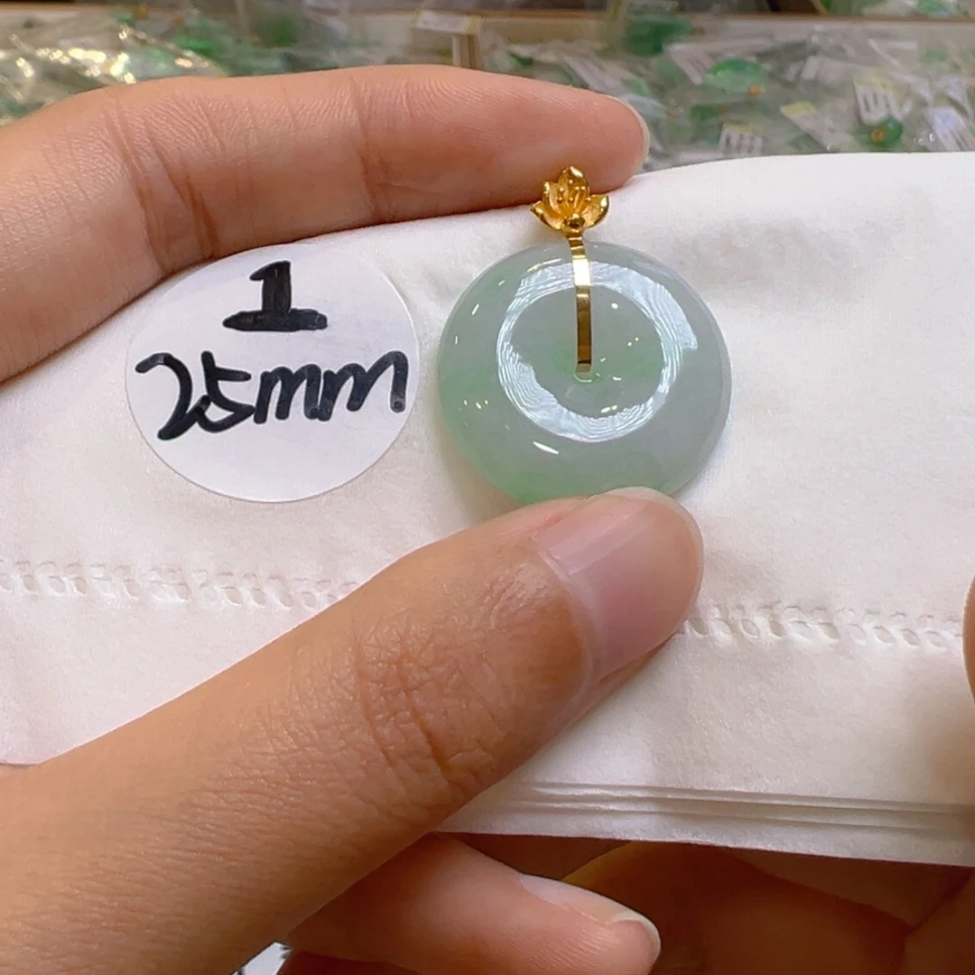 吊坠(不含链)18K金镶嵌翡翠