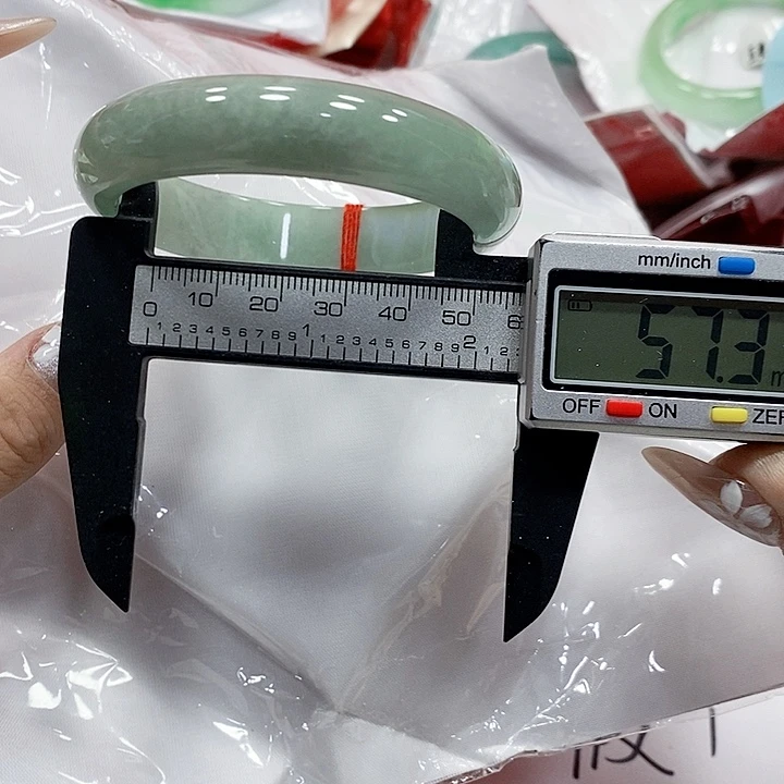 翡翠手镯未镶嵌274