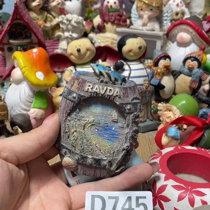 芄***酱摆件孤品老货微瑕瓷