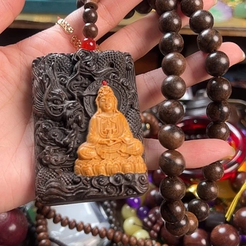 吊坠滴血莲花菩提