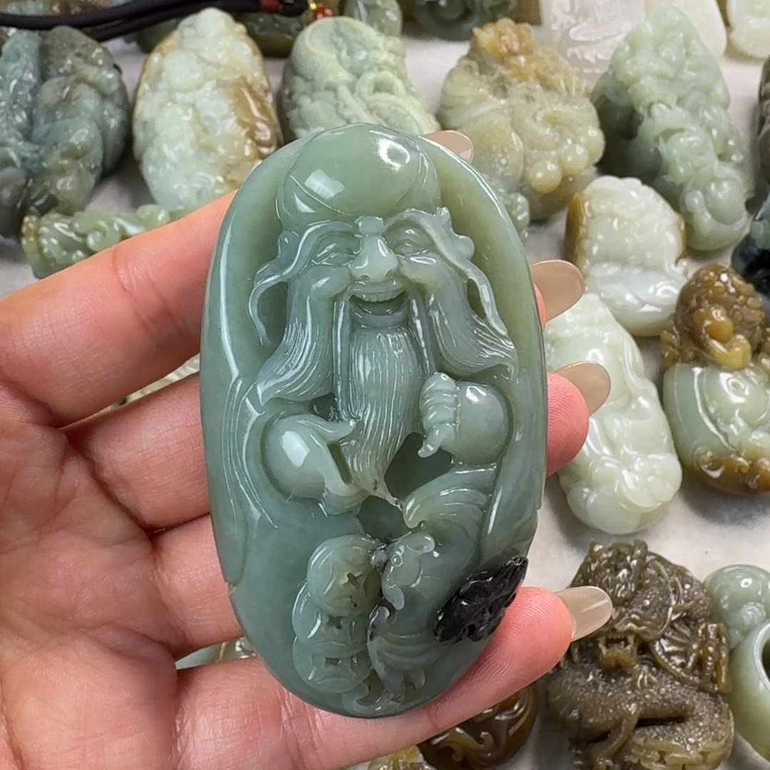 和田玉未镶嵌把件