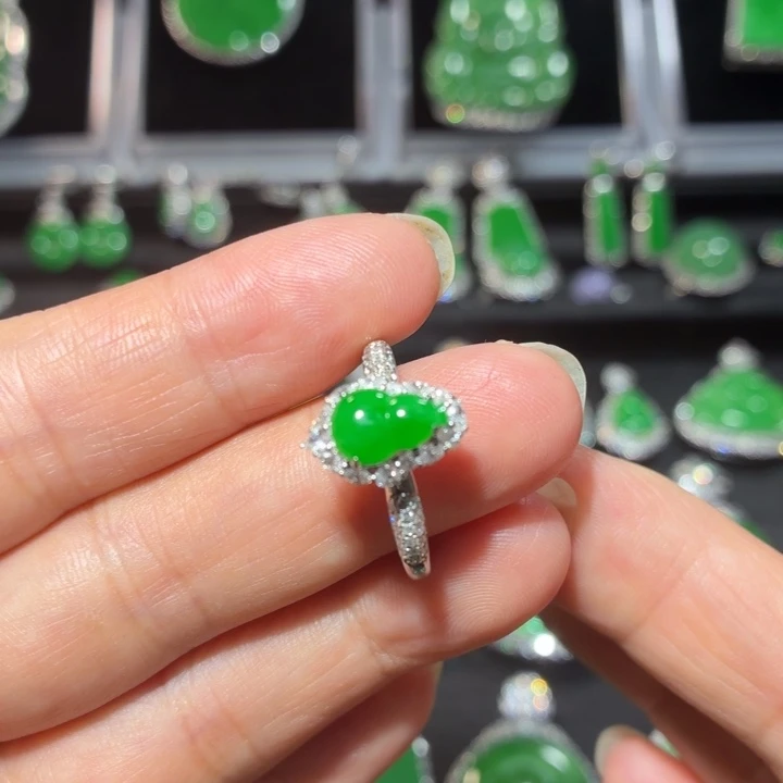 翡翠18K金镶嵌吊坠(不含链)翡翠