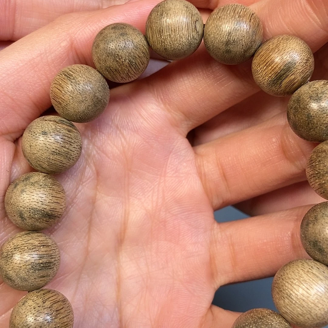 沉香手串天然野菩萨棋1.35，13克，90