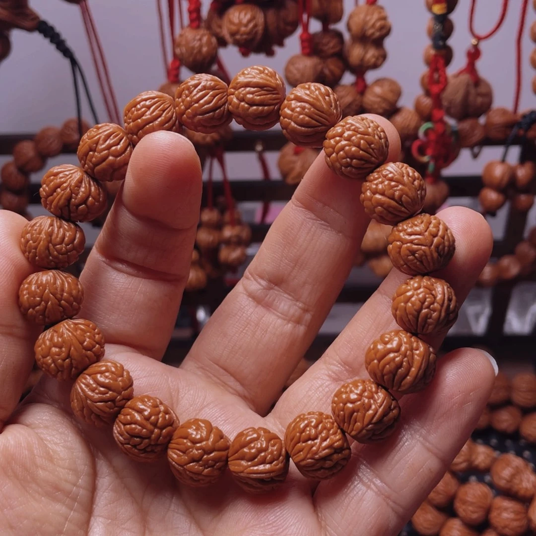 木质类龙纹桃枭手串