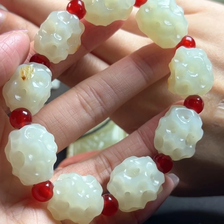 和田玉挂件未镶嵌毛**料