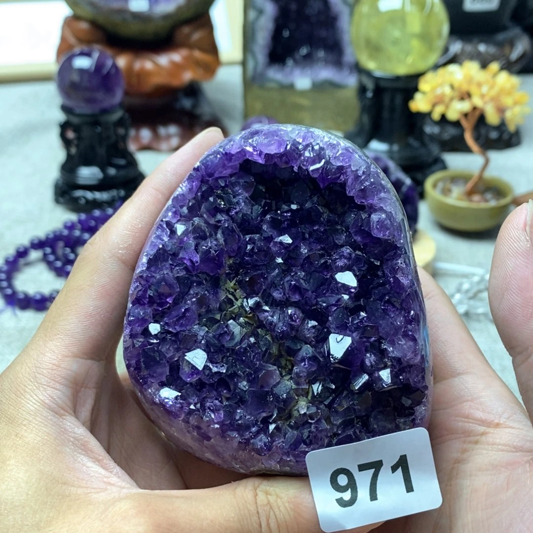 未镶嵌水晶大型摆件（非配饰）