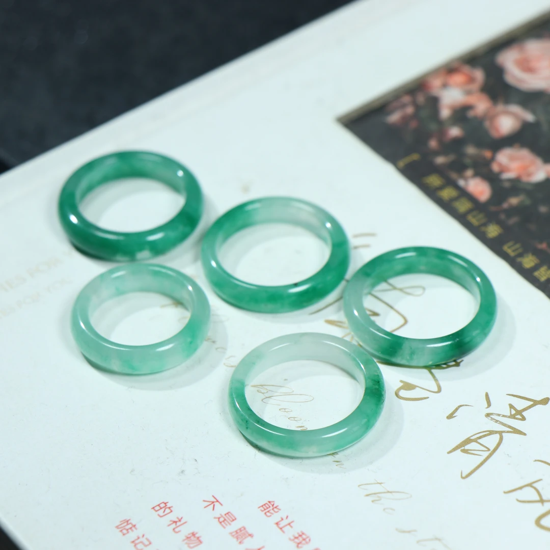 天然非洲翠戒圈高冰时尚（拍一发一，多样性发货）