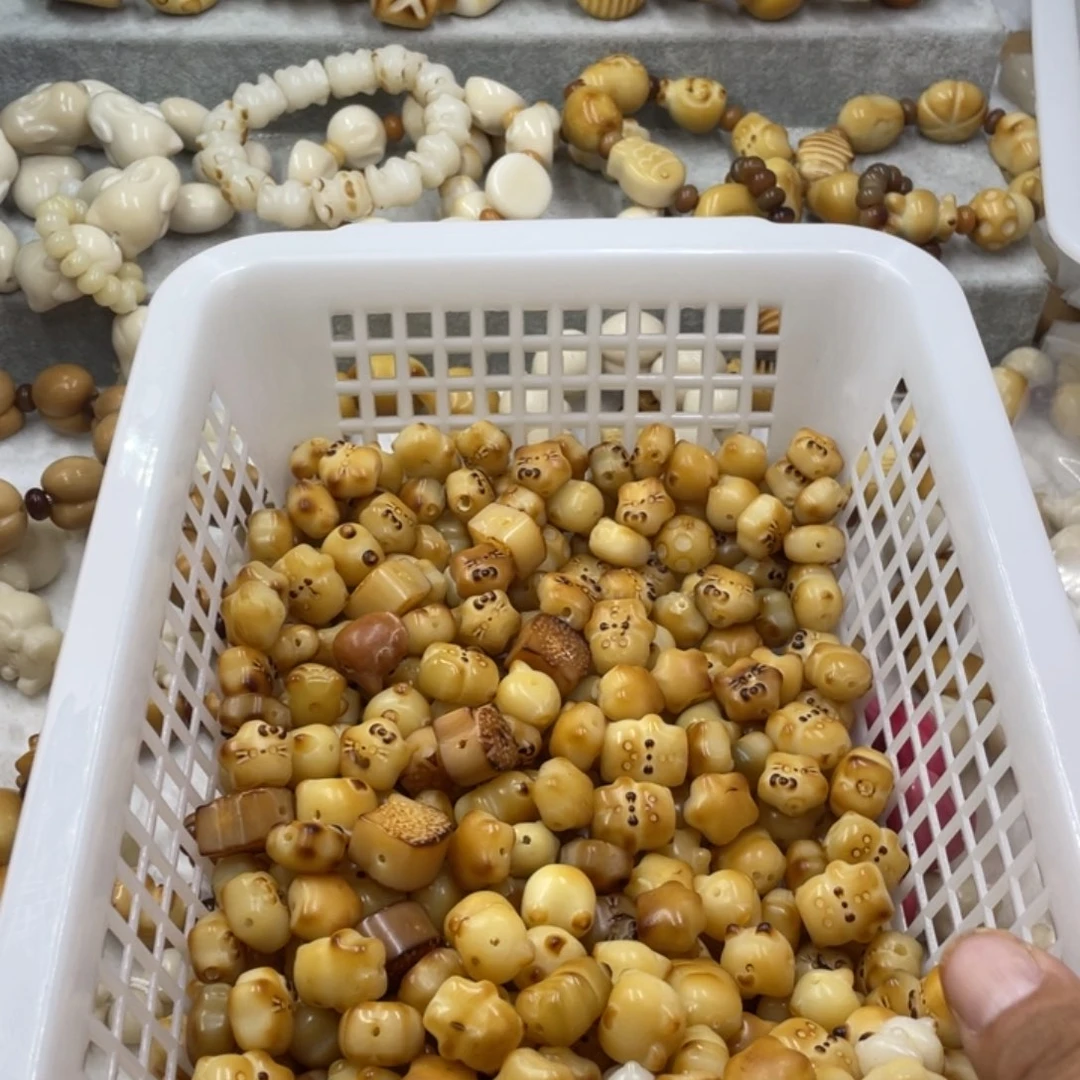 菩提根/象牙果吊坠微瑕菩提雕刻件混二十