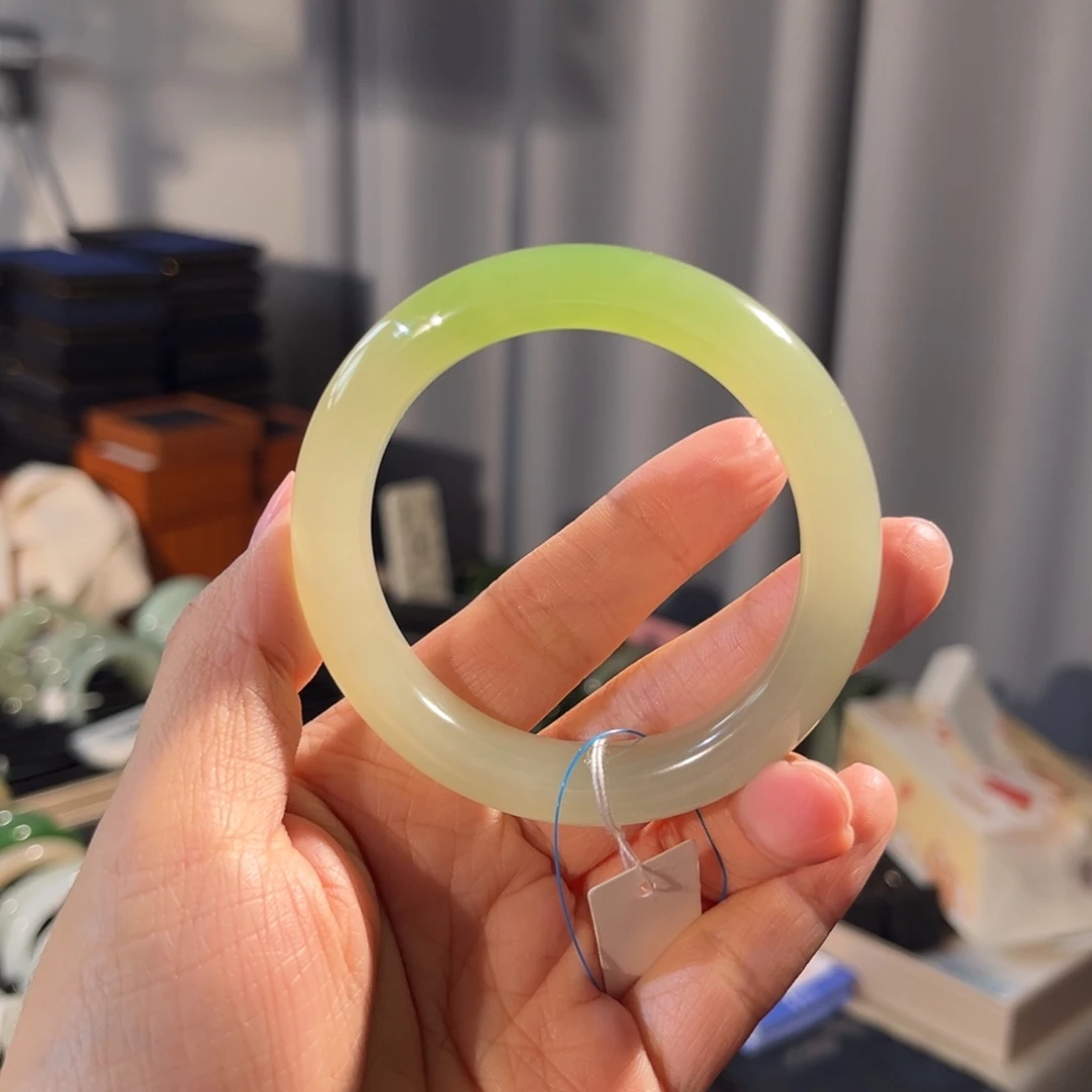 和田玉未镶嵌手镯  「冰胶翠」5.38万同款