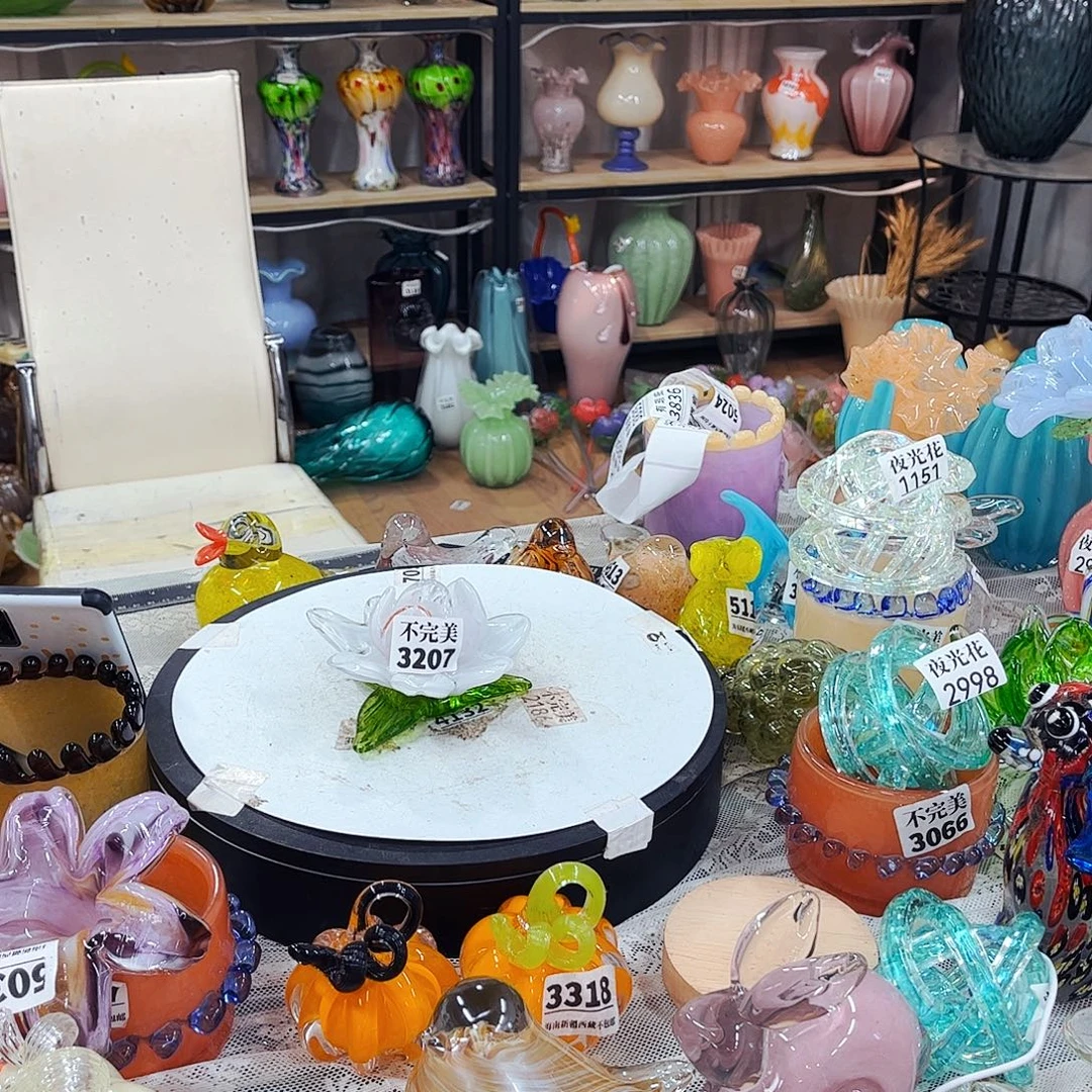 3207 家悦花器摆件不完美