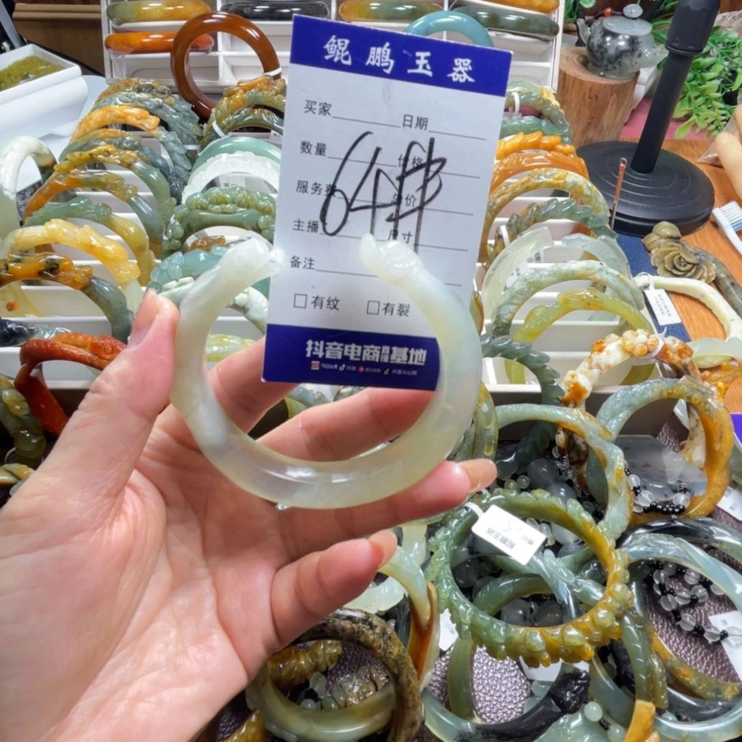 未镶嵌蛇纹石玉手镯