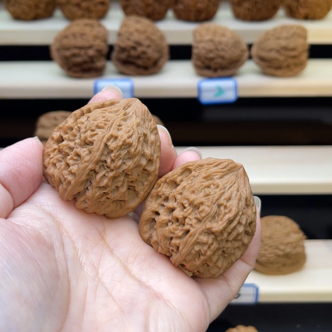 平***凡文玩核桃把件涿鹿