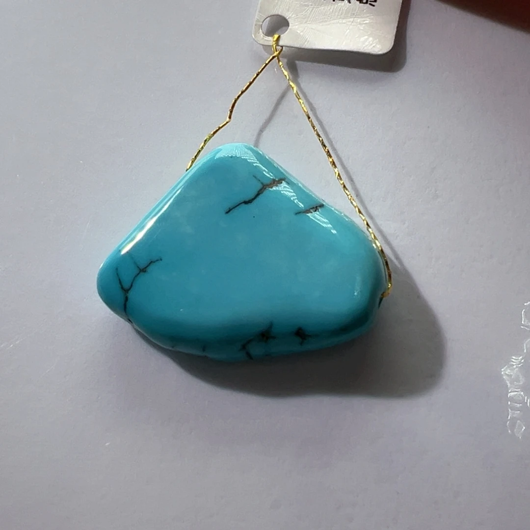 绿松石未镶嵌挂件